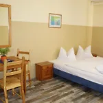 팡지온 슈발벤베크 쇼네펠드