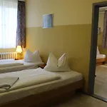 Schwalbenweg Гостевой дом