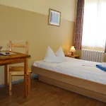 게스트하우스 팡지온 슈발벤베크 2*