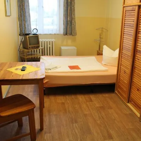 Schwalbenweg Pensjonat 2*