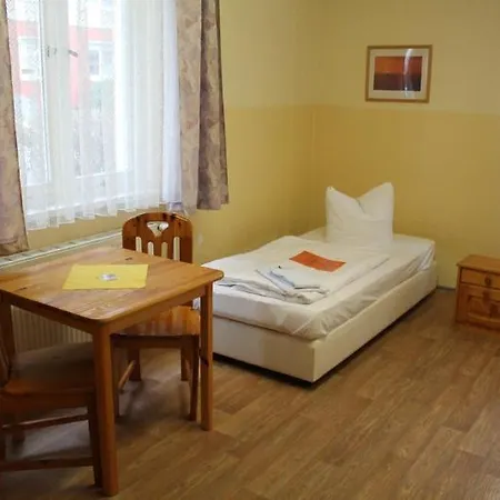 Schwalbenweg Schönefeld