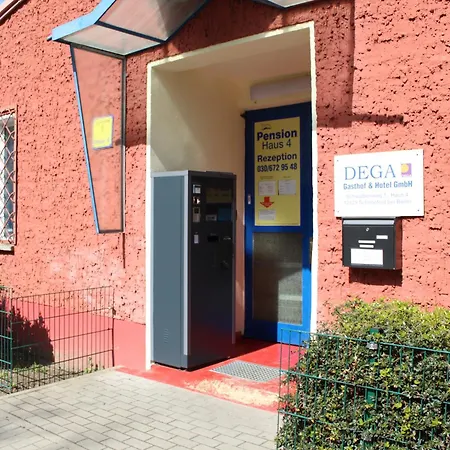 בית הארחה Schwalbenweg 2*