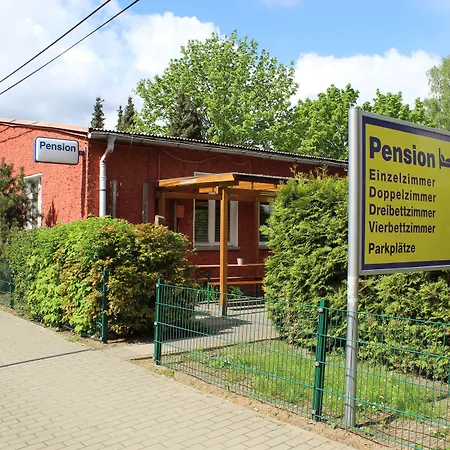 Schwalbenweg Pensionat Schönefeld