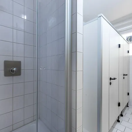 Schwalbenweg Pensjonat 2*