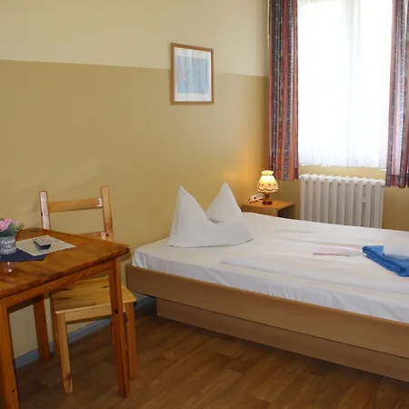 Schwalbenweg Vendégház Schönefeld