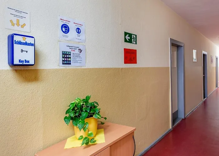 Gasthuis Schwalbenweg Schönefeld