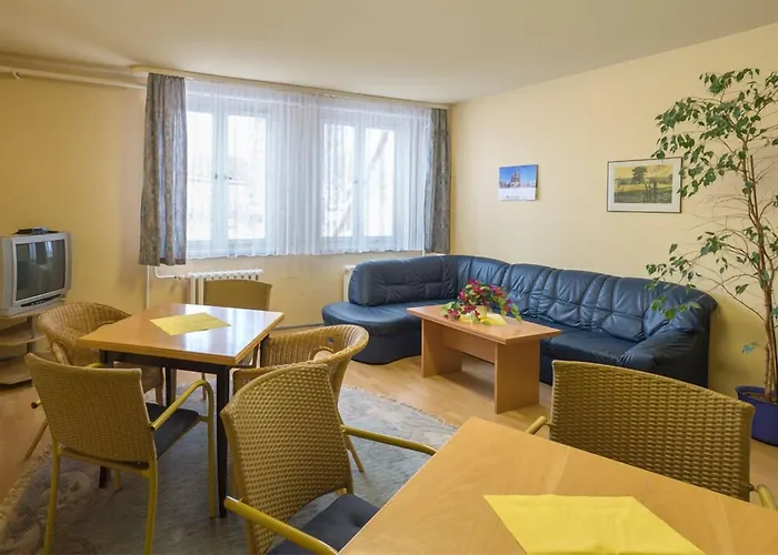 Gasthuis Schwalbenweg 2*