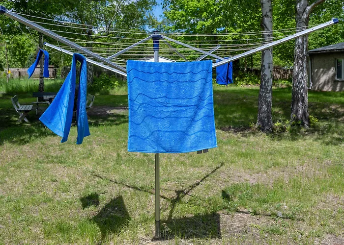 Schwalbenweg 2* Schönefeld