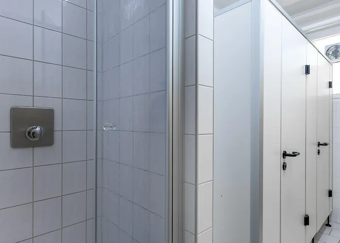 팡지온 슈발벤베크 게스트하우스 2*