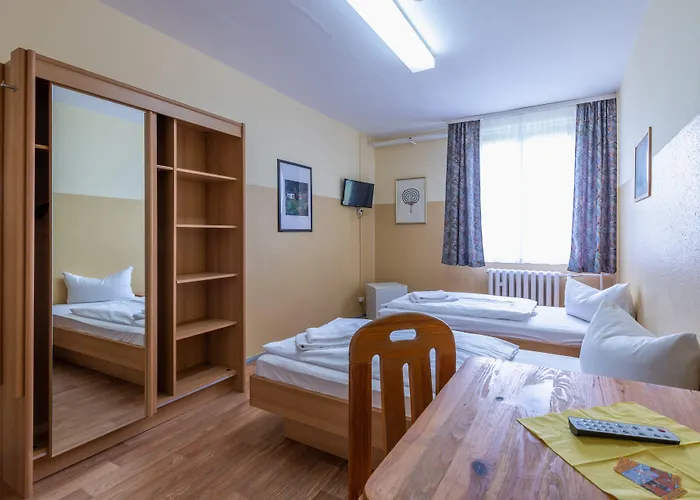 Schwalbenweg Gasthuis 2*