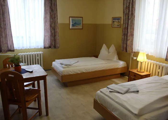 팡지온 슈발벤베크 게스트하우스 2*